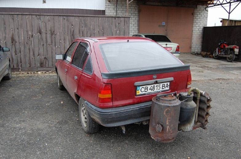 Ukránok mutatják hogy autózz benzin nélkül 